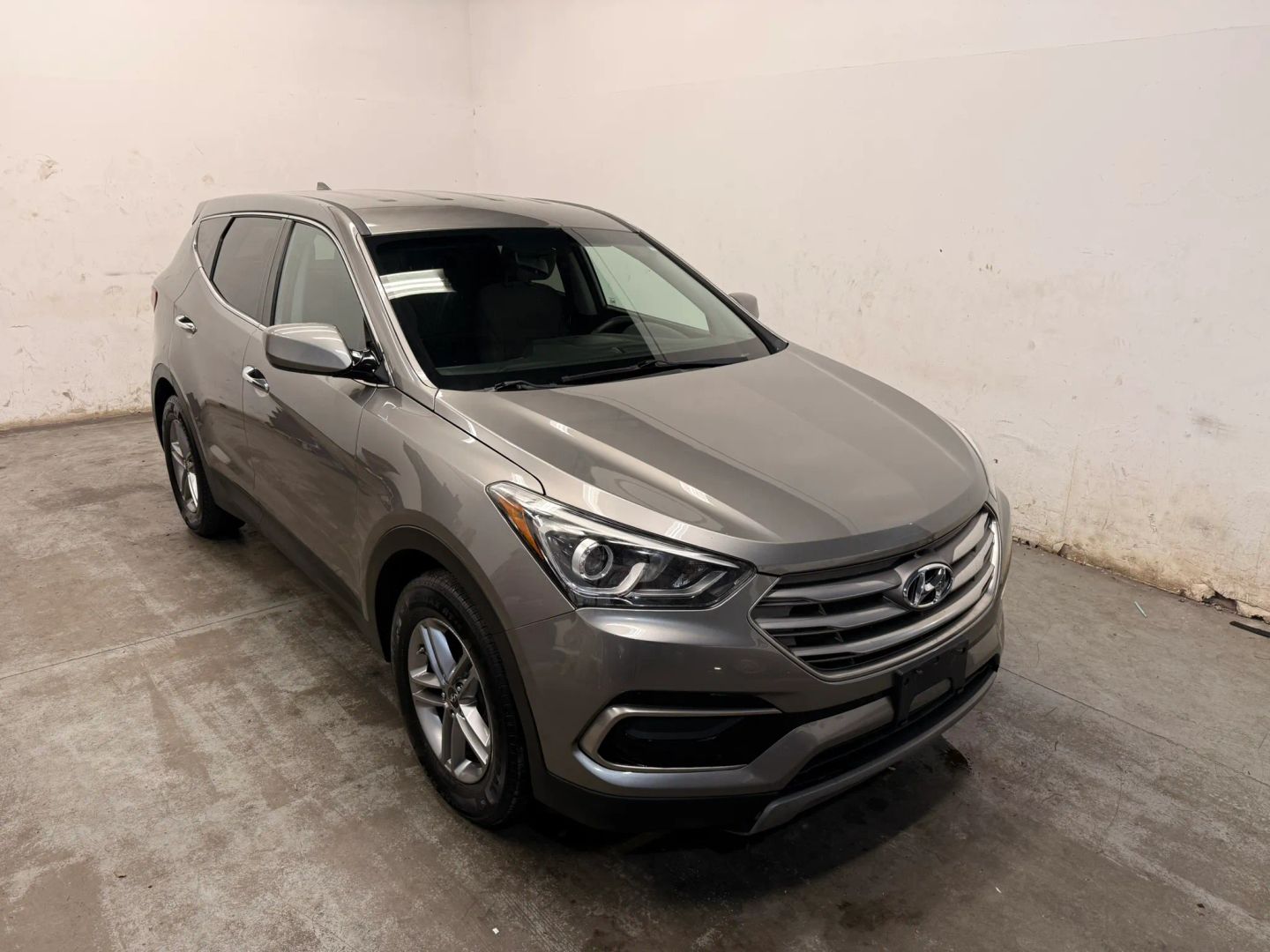 hyundai santa fe 2017 5NMZTDLBXHH000117 image hyundai santa fe 2017 5NMZTDLBXHH000117 image